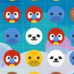 Caras de animales coloridas dispuestas en una cuadrícula contra un fondo azul y morado