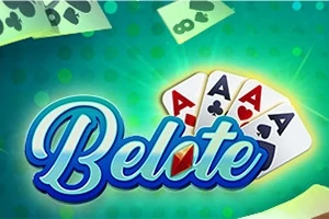 Ilustración con cuatro cartas de as (corazones, picas, tréboles y diamantes) sobre un fondo verde con el texto Belote