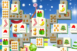 Fichas de Mahjong con temas navideños como gorros de Santa, medias navideñas y árboles de Navidad, sobre un fondo invernal con nieve