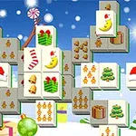 Fichas de Mahjong con temas navideños como gorros de Santa, medias navideñas y árboles de Navidad, sobre un fondo invernal con nieve