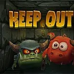 Dos criaturas caricaturescas, una verde y otra roja, en un pasillo de piedra con la frase KEEP OUT!