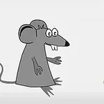 Ratón gris caricaturesco mirando un trozo de queso amarillo sobre un fondo blanco