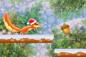 Una ardilla con gorro navideño corre hacia una bellota sobre plataformas cubiertas de nieve con un fondo de árboles y copos de nieve