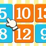 Números en cuadros azules y naranjas con un cursor de mano apuntando al número cinco